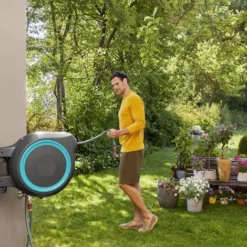 Dévidoir Automatique RollUp XL Mural - Gardena - 35 M De Tuyau Diam. 13mm -Parfum Herbe Soldes Magasin 1554870 devidoir xl rollup gardena 3