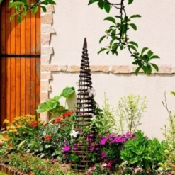 Pyramide En Osier - Nortene - 30 X 130cm